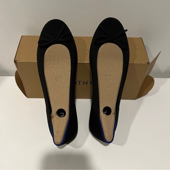 Rothy’s Ballet Flat Black Size 8 with bow - Picture 2 of 5